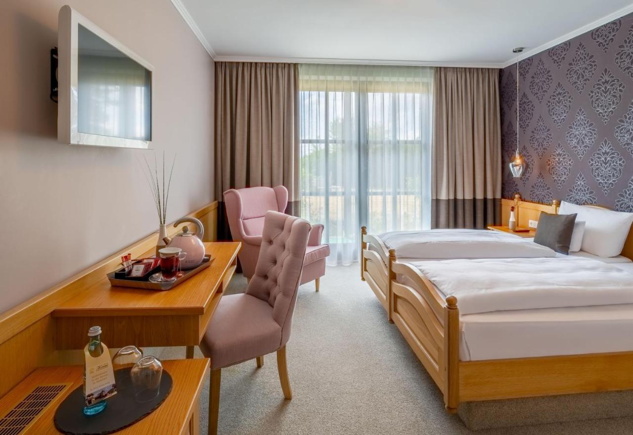 Krone Am Park - Gaestehaus Des Hotel Krone Alzenau Extérieur photo