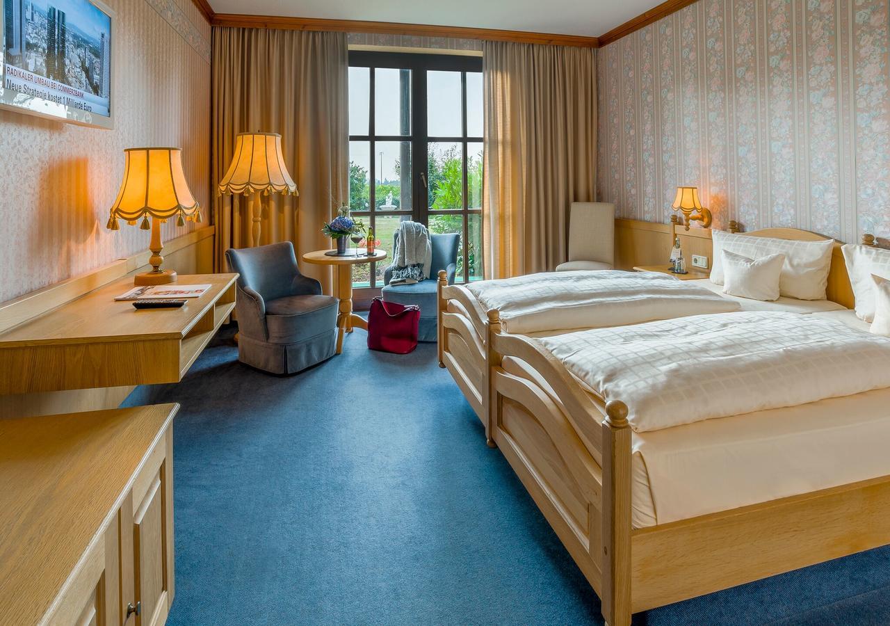 Krone Am Park - Gaestehaus Des Hotel Krone Alzenau Extérieur photo