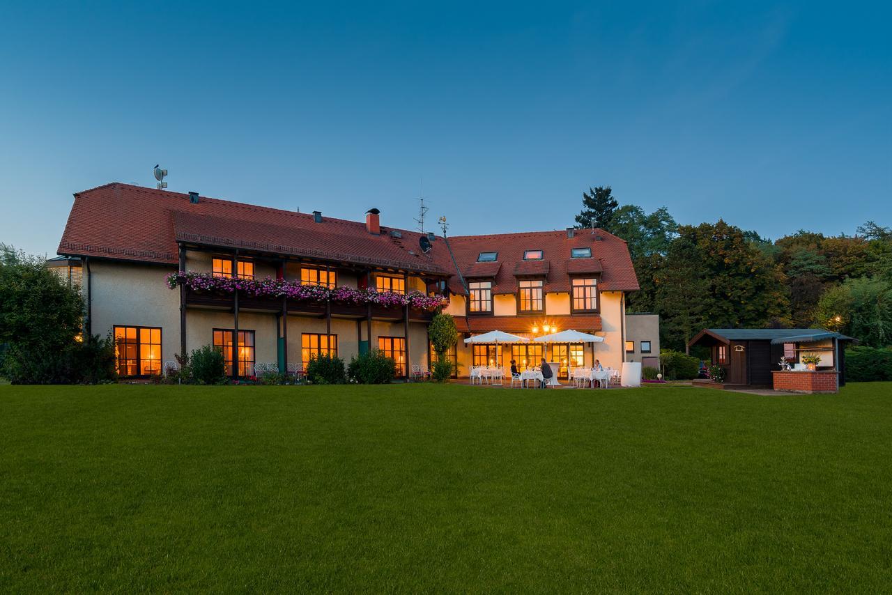 Krone Am Park - Gaestehaus Des Hotel Krone Alzenau Extérieur photo